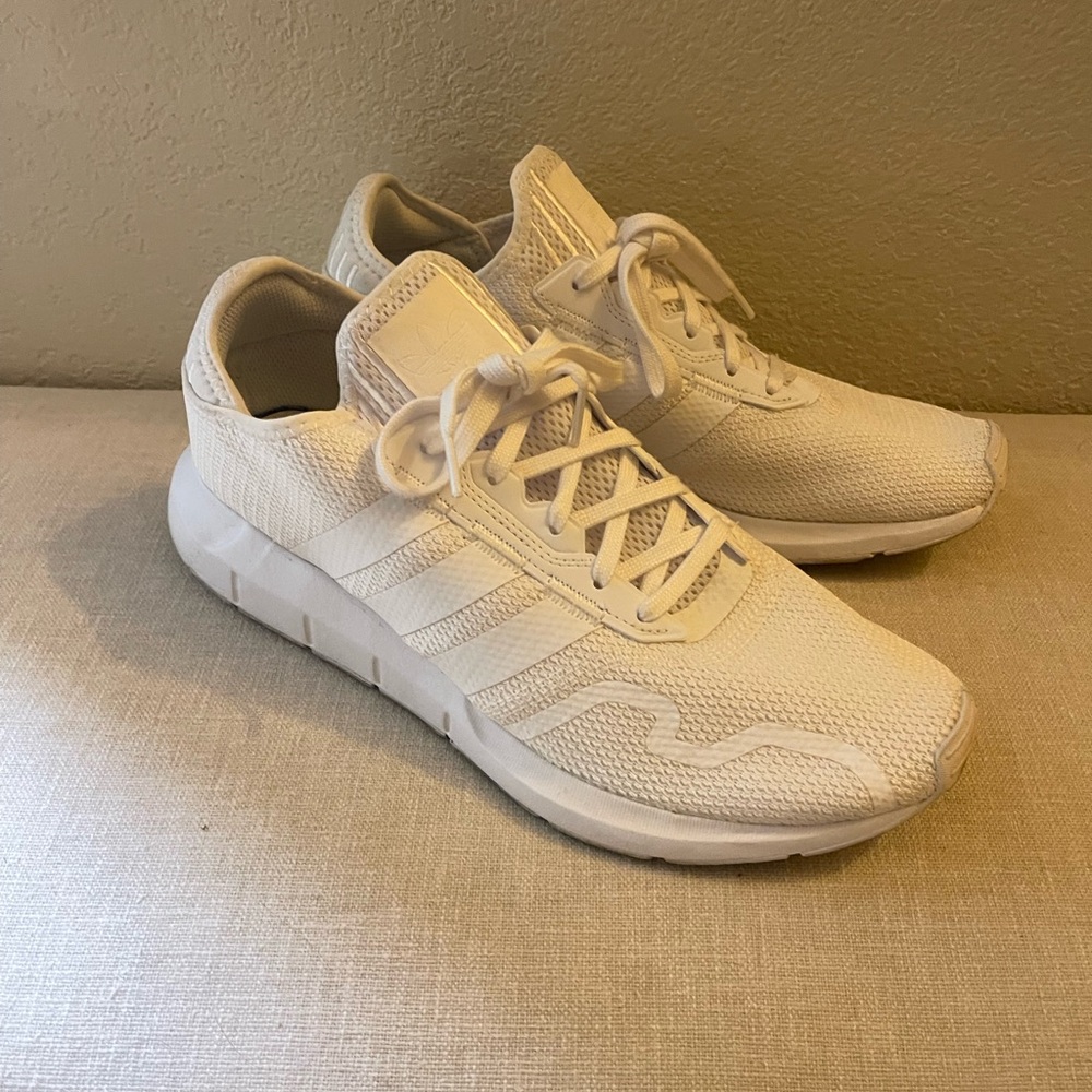 Adidas Men’s Swift Run Shoes